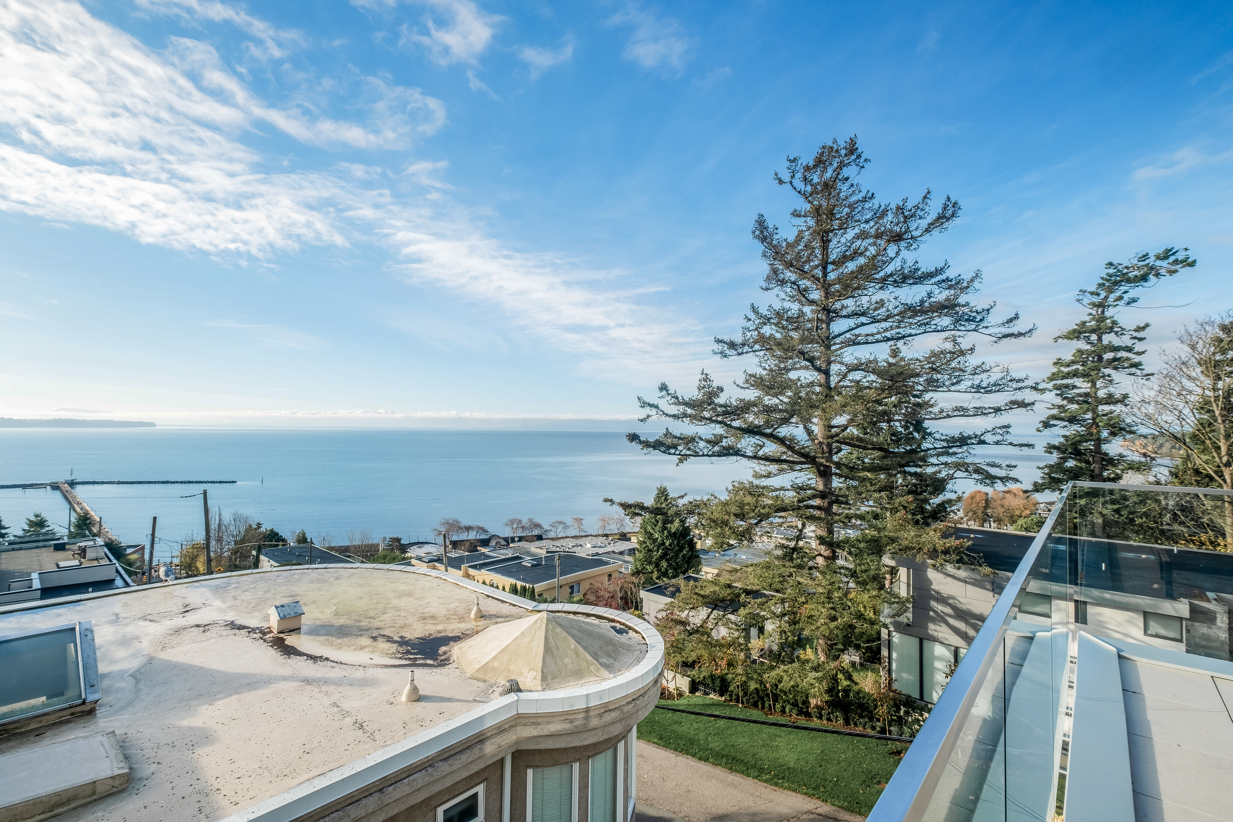 15046 Buena Vista Avenue